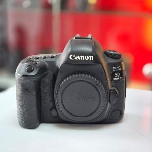 دوربین حرفه‌ای کانن | Canon 5D Mark IV Body